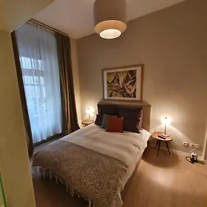 studio-city-west.find-berlin-hotels.com/